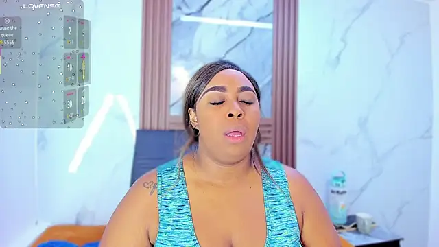 Snapshot of HannyMansonh chatting on October 29, 2025, 3:42 am HannyMansonh online show from October 29, 2025, 3:42 am