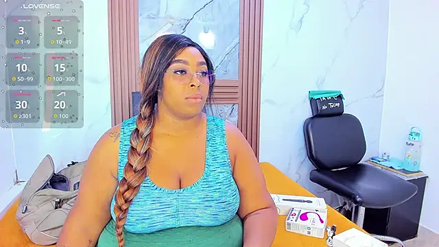 HannyMansonh online show from February 12, 2026, 3:23 am