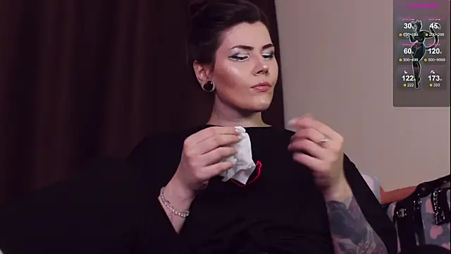 Luna Blake online show from February 12, 2025, 3:49 pm