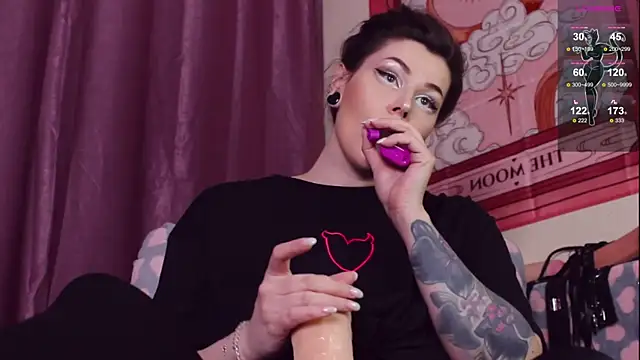 Luna Blake online show from February 15, 2025, 4:34 pm