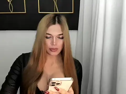 hotstellacumxxx online show from March 10, 2025, 12:04 pm