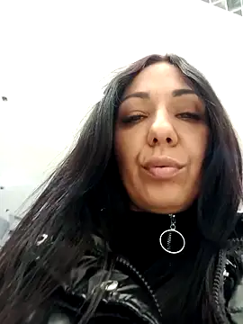 Snapshot of LeticiaWoods chatting on March 15, 2025, 2:45 pm LeticiaWoods online show from March 15, 2025, 2:45 pm