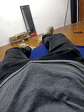 Snapshot of vergudo-sabroso chatting on September 15, 2025, 12:10 am vergudo-sabroso online show from September 15, 2025, 12:10 am