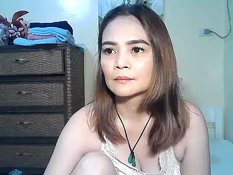 Kisses-13 online show from December 4, 2025, 2:04 pm