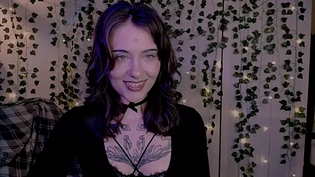 risha laas online show from September 25, 2025, 8:12 pm