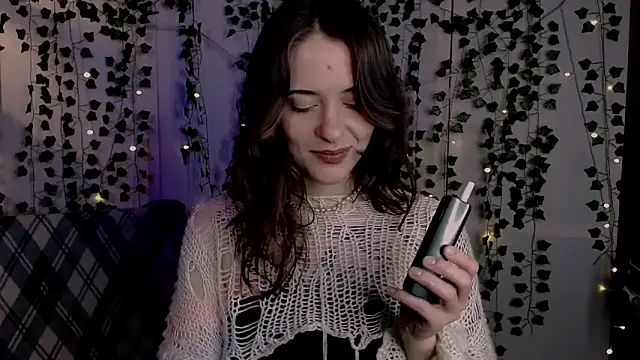 Snapshot of risha_laas chatting on May 30, 2026, 8:06 pm risha laas online show from May 30, 2026, 8:06 pm