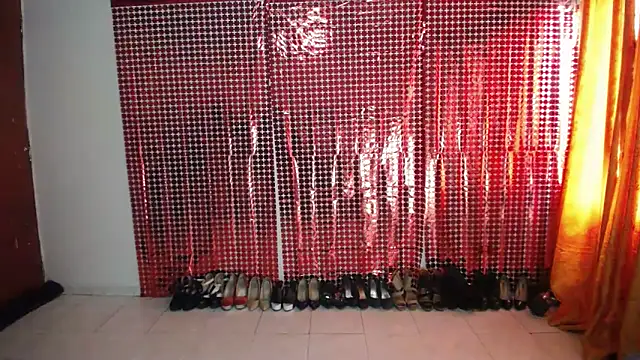 Sweett Anya online show from September 27, 2025, 5:18 pm