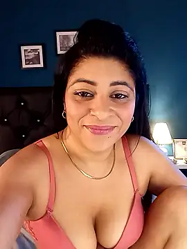 Snapshot of Lashmy111 chatting on December 7, 2024, 6:21 am Lashmy111 online show from December 7, 2024, 6:21 am