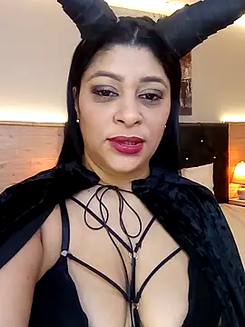 Snapshot of Lashmy111 chatting on October 31, 2025, 3:40 am Lashmy111 online show from October 31, 2025, 3:40 am