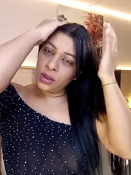 Lashmy111 online show from March 18, 2026, 3:53 am