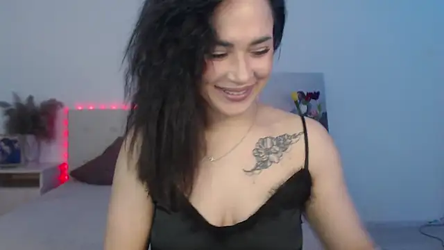 RoxannePure online show from March 8, 2026, 4:49 am