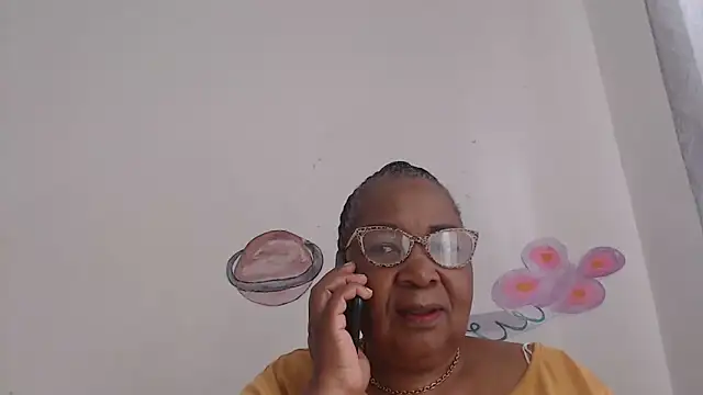 Snapshot of KinkyRicoSaisyours chatting on February 16, 2025, 12:21 pm KinkyRicoSaisyours online show from February 16, 2025, 12:21 pm