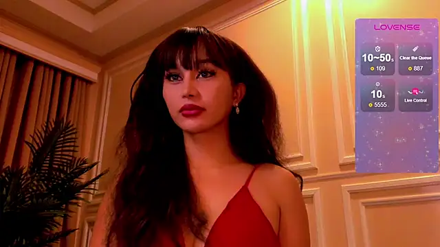 YOURCRISTINAS online show from October 30, 2025, 6:37 am