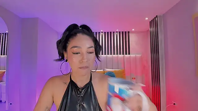 RossieRhoades online show from January 28, 2025, 1:16 pm