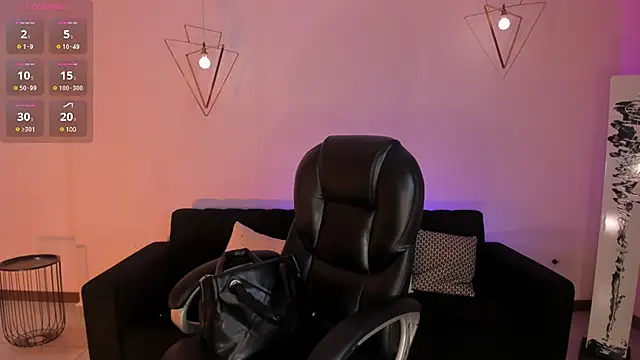 RossieRhoades online show from March 12, 2025, 6:44 pm