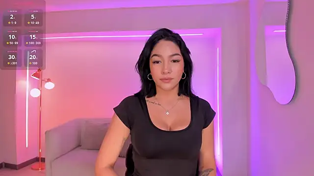 RossieRhoades online show from September 19, 2025, 7:58 pm