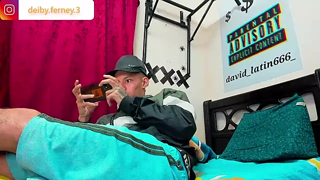 davidlatin66 online show from March 6, 2025, 1:27 am