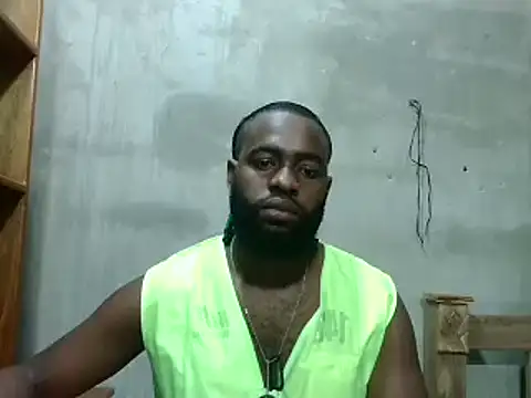 2ocmaxi online show from February 6, 2025, 6:56 pm