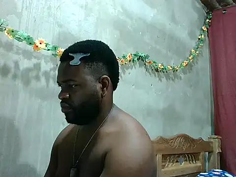 2ocmaxi online show from September 24, 2025, 3:48 pm