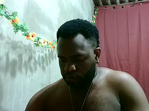 2ocmaxi online show from October 6, 2025, 3:15 am