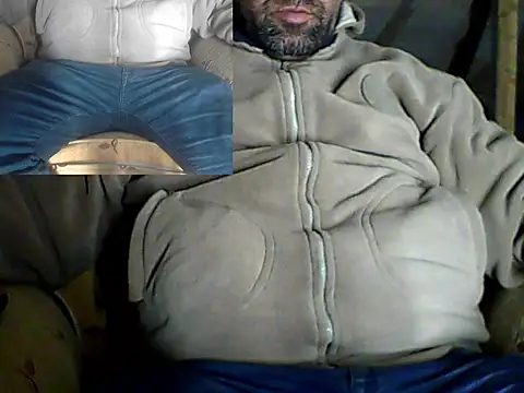 Snapshot of masculine_bear_daddy chatting on December 24, 2024, 5:55 pm masculine bear daddy online show from December 24, 2024, 5:55 pm