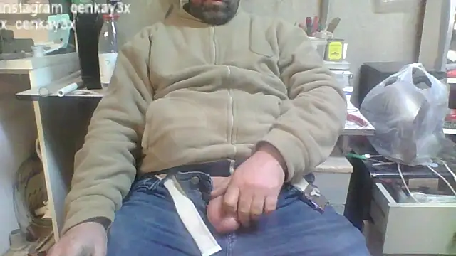 Snapshot of masculine_bear_daddy chatting on December 28, 2024, 7:01 pm masculine bear daddy online show from December 28, 2024, 7:01 pm