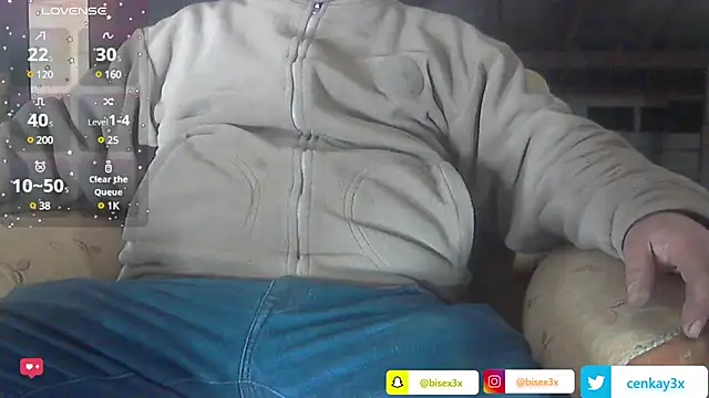 Snapshot of masculine_bear_daddy chatting on January 5, 2025, 5:41 pm masculine bear daddy online show from January 5, 2025, 5:41 pm