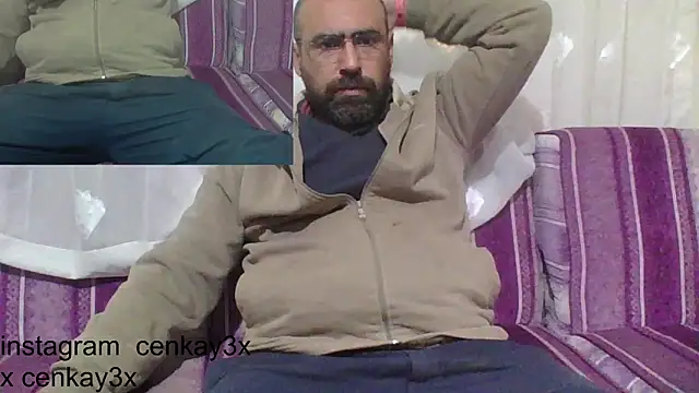 Snapshot of masculine_bear_daddy chatting on February 17, 2025, 3:42 pm masculine bear daddy online show from February 17, 2025, 3:42 pm