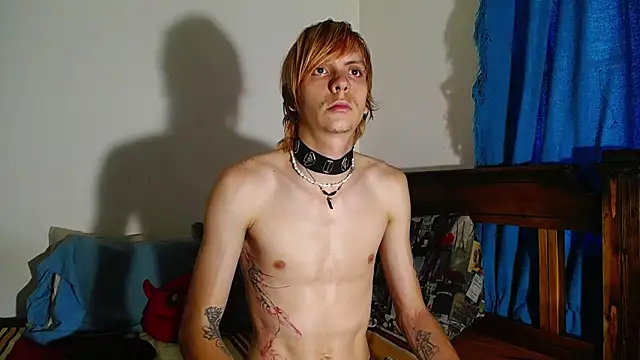 Snapshot of Twink_Temptation chatting on April 13, 2026, 10:26 pm Twink Temptation online show from April 13, 2026, 10:26 pm