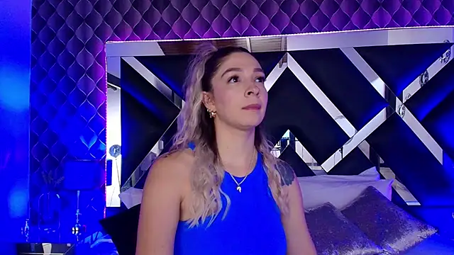 Snapshot of victoriaa_lee_ chatting on September 12, 2025, 8:09 pm victoriaa lee online show from September 12, 2025, 8:09 pm