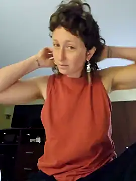 Snapshot of mossy_kiss chatting on December 28, 2024, 4:30 pm mossy kiss online show from December 28, 2024, 4:30 pm