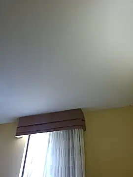 Snapshot of mossy_kiss chatting on January 4, 2025, 4:32 pm mossy kiss online show from January 4, 2025, 4:32 pm