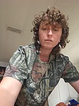 Snapshot of mossy_kiss chatting on November 10, 2025, 5:12 pm mossy kiss online show from November 10, 2025, 5:12 pm