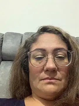 Snapshot of gabiTetas chatting on January 15, 2025, 11:32 am gabiTetas online show from January 15, 2025, 11:32 am