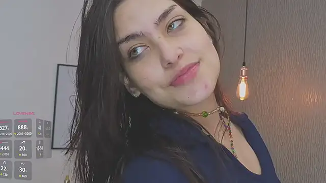 Snapshot of Alexa_Thaylor_ chatting on May 6, 2026, 4:12 pm Alexa Thaylor online show from May 6, 2026, 4:12 pm