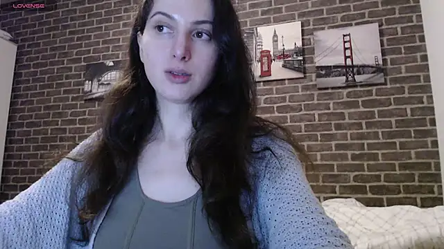  Hot Lady  online show from January 8, 2025, 8:29 pm