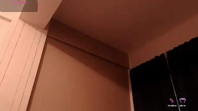 mesexylady34 online show from February 3, 2025, 9:39 pm