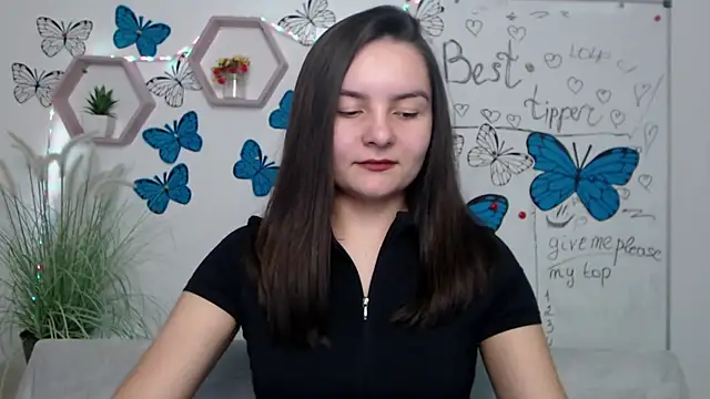 JasmineAsha online show from March 13, 2025, 7:09 am