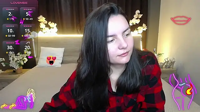 JasmineAsha online show from May 15, 2026, 6:42 am