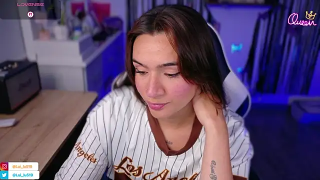 ImLui lu online show from April 14, 2026, 10:16 pm