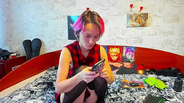 KagamiTayga online show from February 19, 2025, 11:28 am