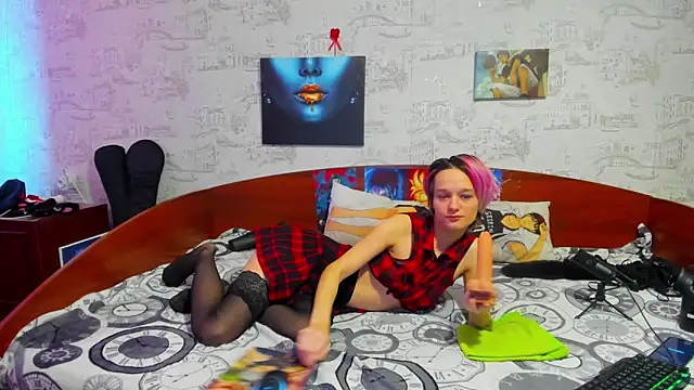 KagamiTayga online show from February 27, 2025, 8:17 am