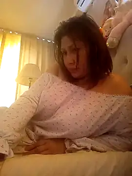 Snapshot of ROXOLANAA_SEXY chatting on February 3, 2026, 9:58 am ROXOLANAA SEXY online show from February 3, 2026, 9:58 am