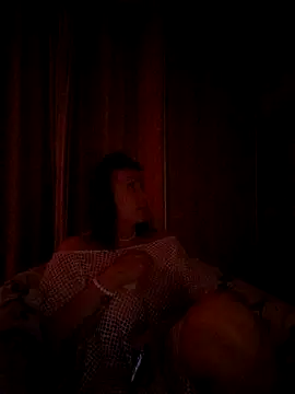 Snapshot of ROXOLANAA_SEXY chatting on February 18, 2026, 10:50 pm ROXOLANAA SEXY online show from February 18, 2026, 10:50 pm