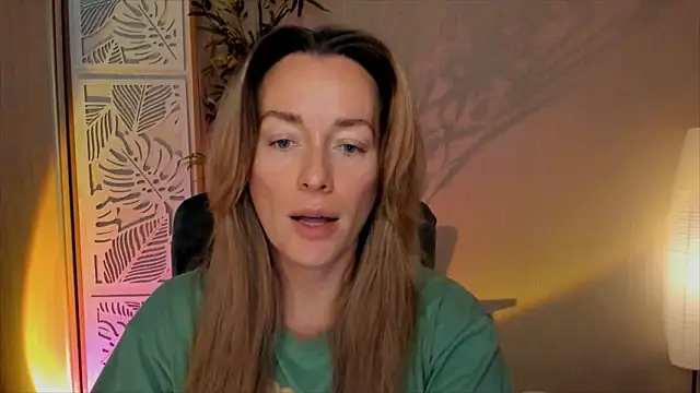 RebeccaMartinez online show from February 16, 2026, 6:09 am