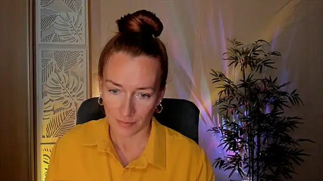RebeccaMartinez online show from July 25, 2026, 6:22 am