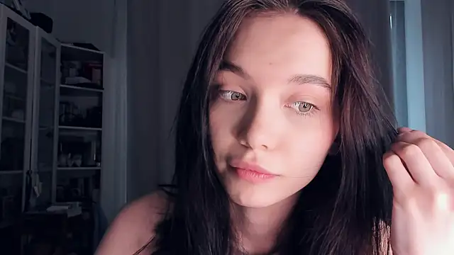 Riskyproject online show from April 15, 2026, 7:04 am