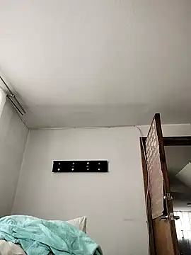 katha steele  online show from February 14, 2025, 12:25 pm