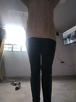 JessiDovee online show from July 25, 2026, 3:42 pm