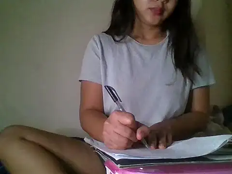  smiling4u  online show from March 11, 2026, 8:59 pm